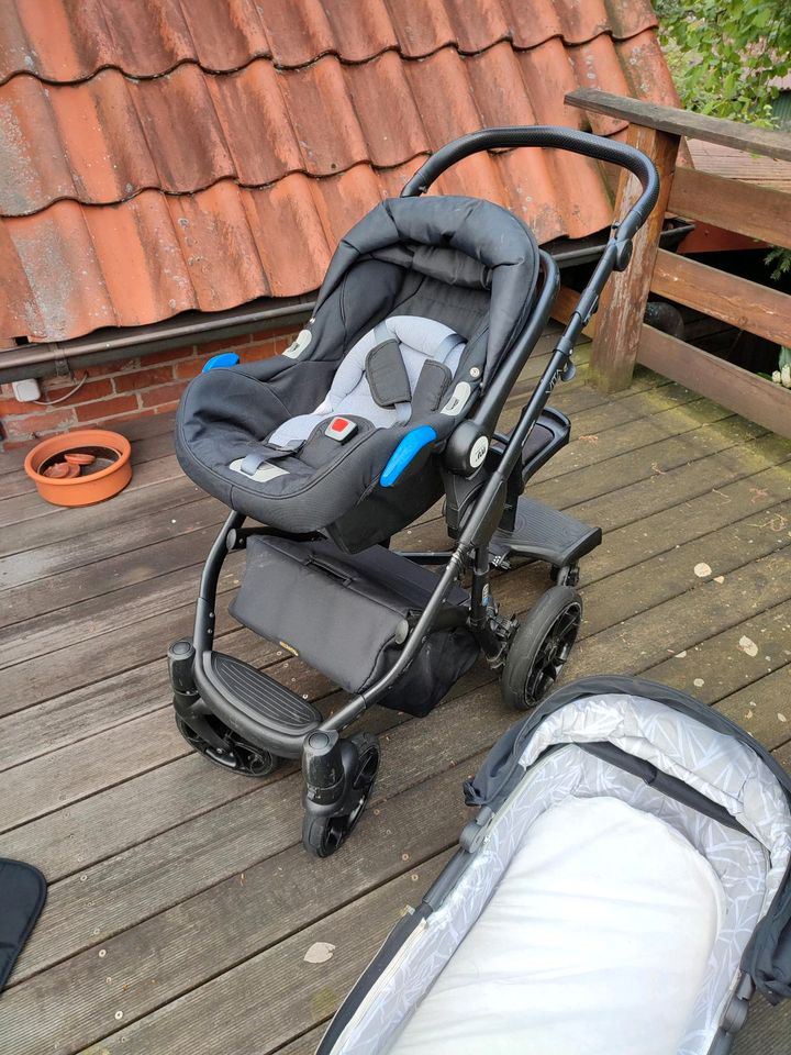 my junior VITA UNIQUE Kinderwagen Isofix oderGurt in Bremervörde