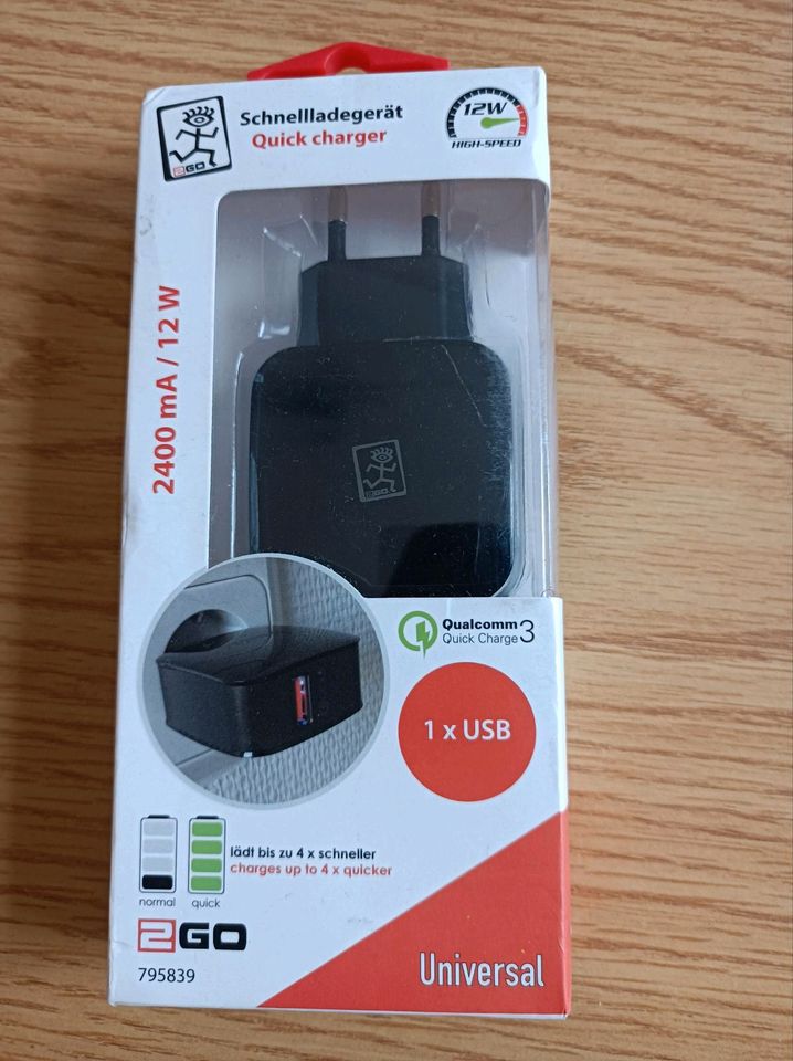 Universal schnellladegerät USB in Hardheim