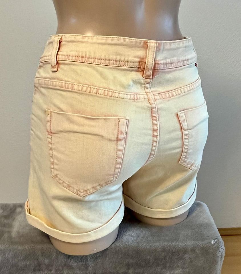 PROMOD HOT PANTS M 38 kurze Hose apricot y2k vintage retro mode in Aichtal