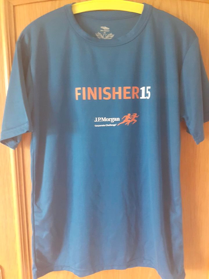 J.P.Morgen Finisher 15 Shirt Firmenlauf blau Gr. M sammeln in Langenselbold