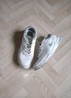 Schicke weiße Nike Sneaker Gr. 38 Sachsen - Schleife (Ort) Vorschau