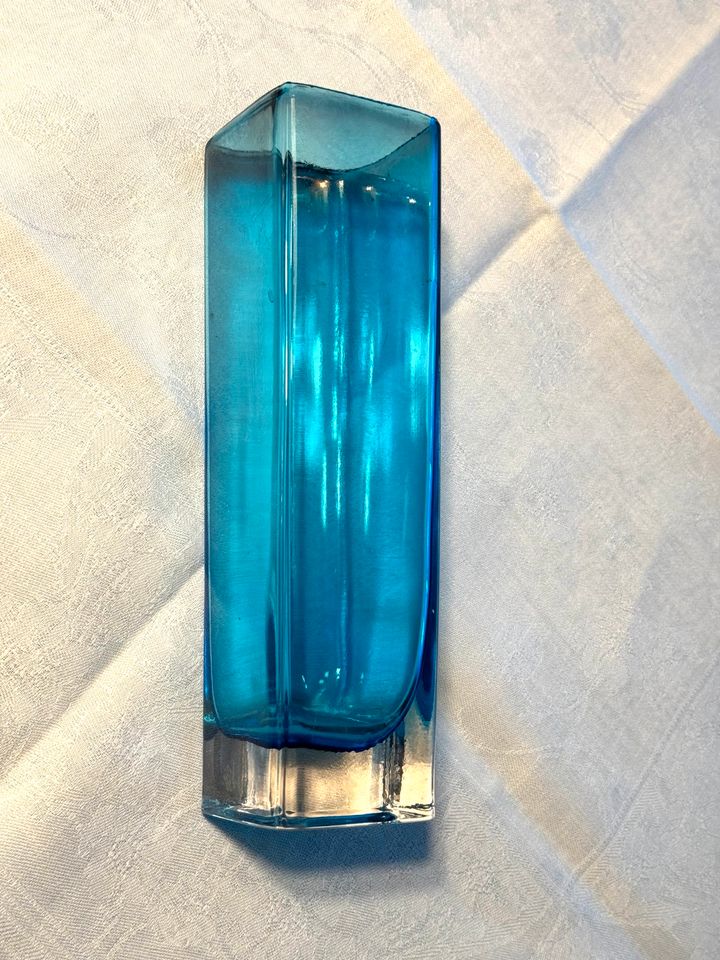 Vase Glas hell blau rechteckig Glasvase in Köln