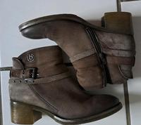 Bugatti Stiefelette gefüttert Gr 39 Baden-Württemberg - Laudenbach Vorschau