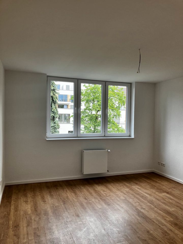 Von Privat: Tolle Wohnlage, sanierte Wohnung in Düsseldorf
