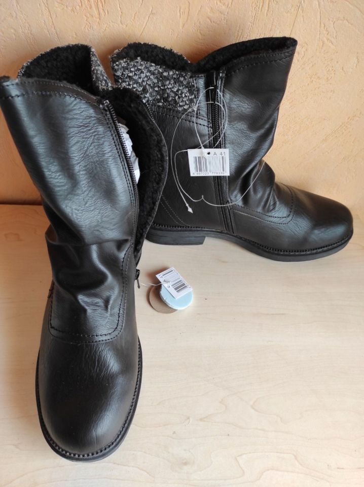 neue gefütterte Winterstiefel, Stiefel, Boots, schwarz, Gr. 41 in Battenberg