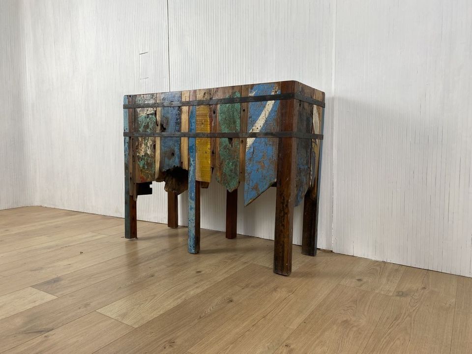 Boatwood by WMK # Kunstvolle Konsole (ohne Türen) aus altem Bootsholz, ein handgefertigtes Unikat aus massivem Teakholz # Flurkommode Podest  Ablage Blumenbank Beistelltisch Kunstwerk Art Upcycling. in Berlin