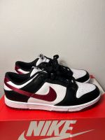 Nike Dunk Low By you Sneaker Gr. 42,5 NEU Aachen - Aachen-Mitte Vorschau