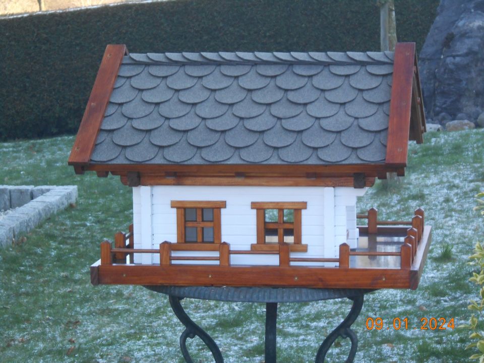 Vogelhaus-Vogelvilla "AMMERSEE" echte Handarbeit, evtl.Versand in Balve