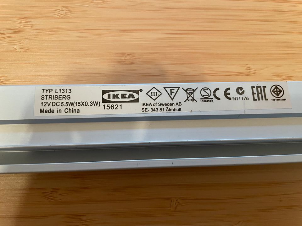 IKEA Striberg Schrankbeleuchtunng Schrank Licht LED ca. 90cm in Budenheim