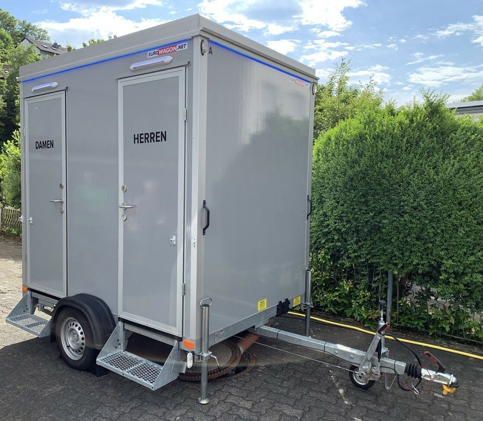 Toilettenwagen, mobiles WC, Toilettenanhänger zum mieten in Niederfischbach