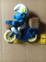 Spielzeugfigur Schleich Schlumpf mit Fahrrad 2022 McDonalds Süd - Niederrad Vorschau