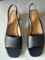 Elegante schwarze Damen Sling-Pumps Högl Leder Gr. 9 (43) Hessen - Idstein Vorschau