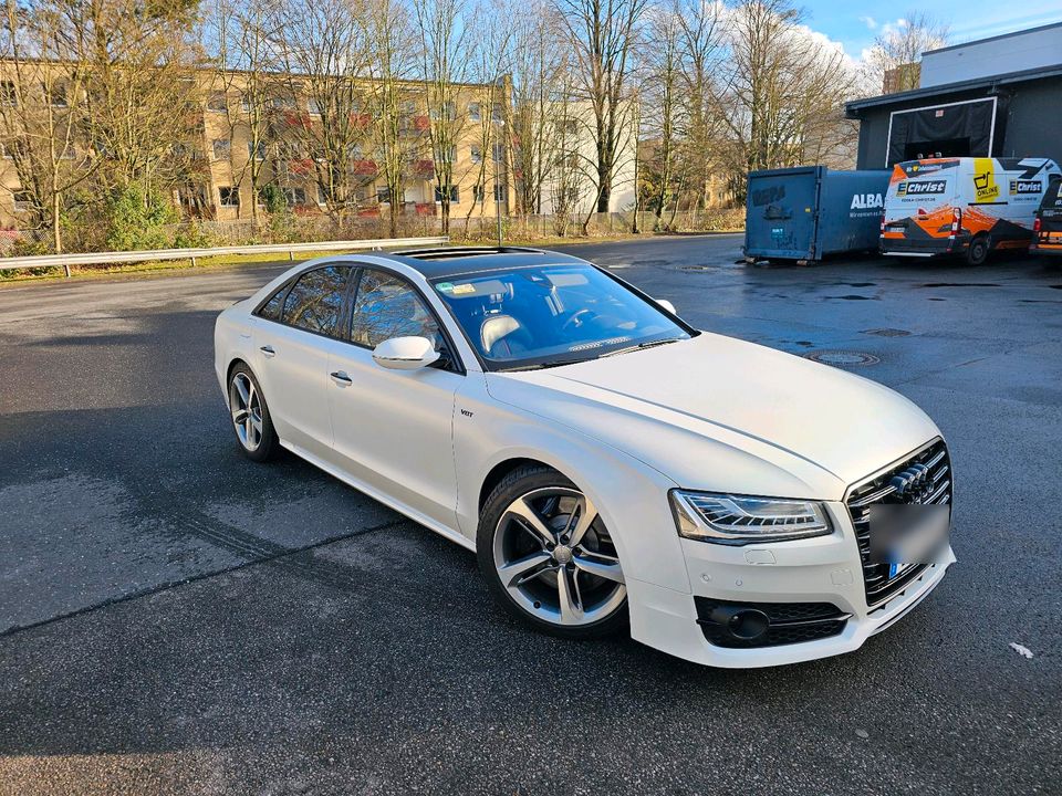 Audi A8 4,2TDI Exlusive Sport Paket in Berlin