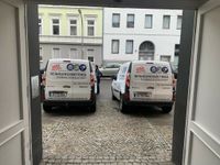 Hausreinigung / Hauswart in Vollzeit gesucht mit Führerschein Berlin - Spandau Vorschau