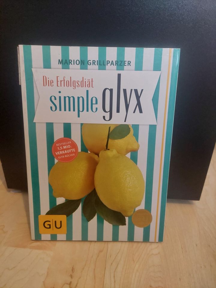 Simple Glyx Buch in Ostrach