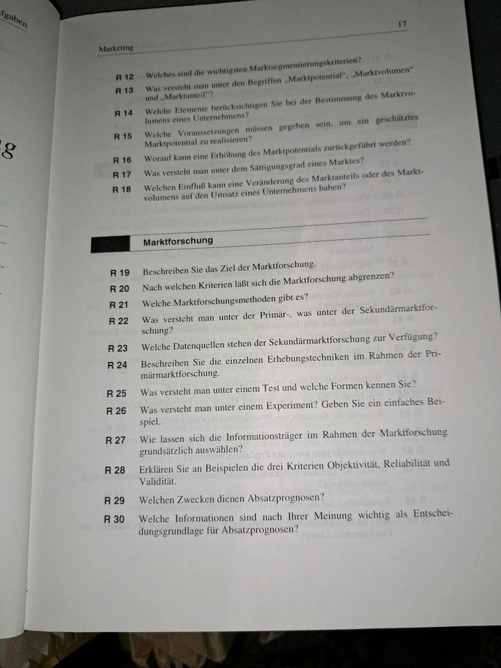 Allgemeine Betriebswirtschaftslehre Arbeitsbuch Aufgaben Lösungen in Berlin