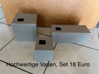 Vasen Würfel Porzellan Schlamm braun quadratisch viereckig Nordrhein-Westfalen - Jüchen Vorschau