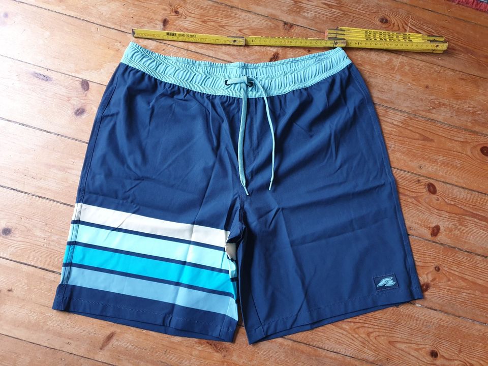 f2 Board-Shorts Bade-Hose Gr. L Neu Türkis Blau in Hamburg