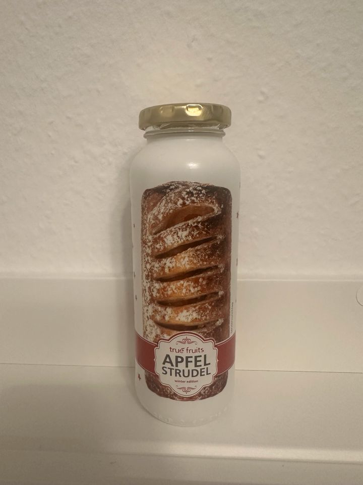 True Fruits Flasche Apfelstrudel 3x vorhanden in Eggenstein-Leopoldshafen