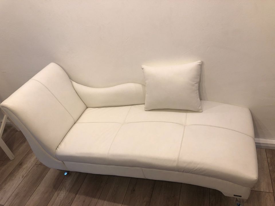 Wunderschönes Sofa bzw. Canape, Chaiselongue zu verkaufen in Bergisch Gladbach