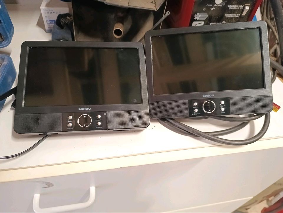 Lenco MES-415 Fehrnseher mit DVD player für Auto in Spiegelau