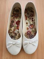 Weiße Ballerina, Schuhe, Sommerschuhe Gr. 41 Bayern - Essenbach Vorschau