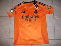 ADIDAS Slim Fit Real Madrid Kylian Mbappé 9 Away Trikot Gr.S  NEU Niedersachsen - Celle Vorschau