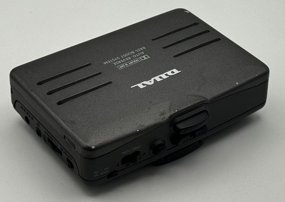 DUAL Walkman CP4010 Stereo Cassette Player Kassettenspieler in Berlin
