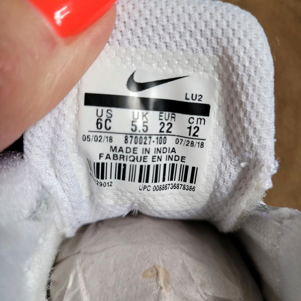 Nike Court Borough Mid, Größe 22, Neu mit Etikett in Hamburg