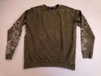 Cooler Pullover mit Blumendruck Gr. M Brandenburg - Pritzwalk Vorschau