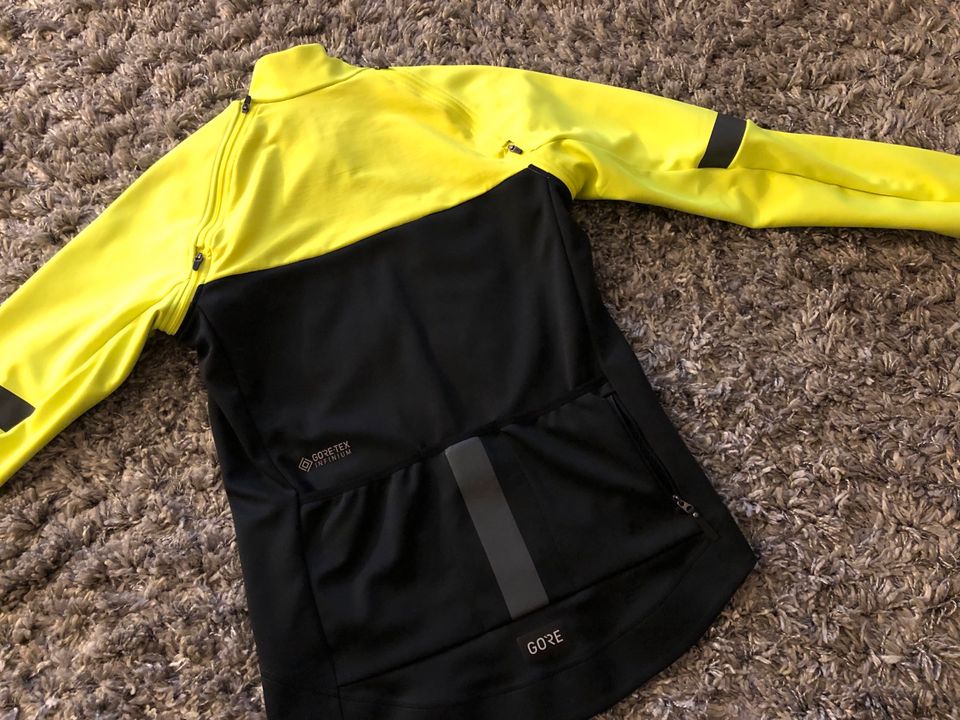 GORE TEX Gr.S Fahrradjacke Weste Shirt neon yellow black neu in Eschwege