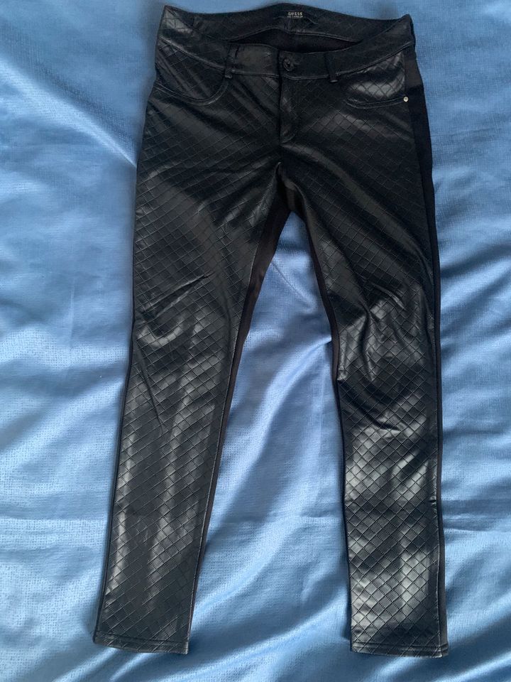 Guess Hose Legging Jegging Markenhose Lederlegging S 36 38 schick in Frankfurt am Main