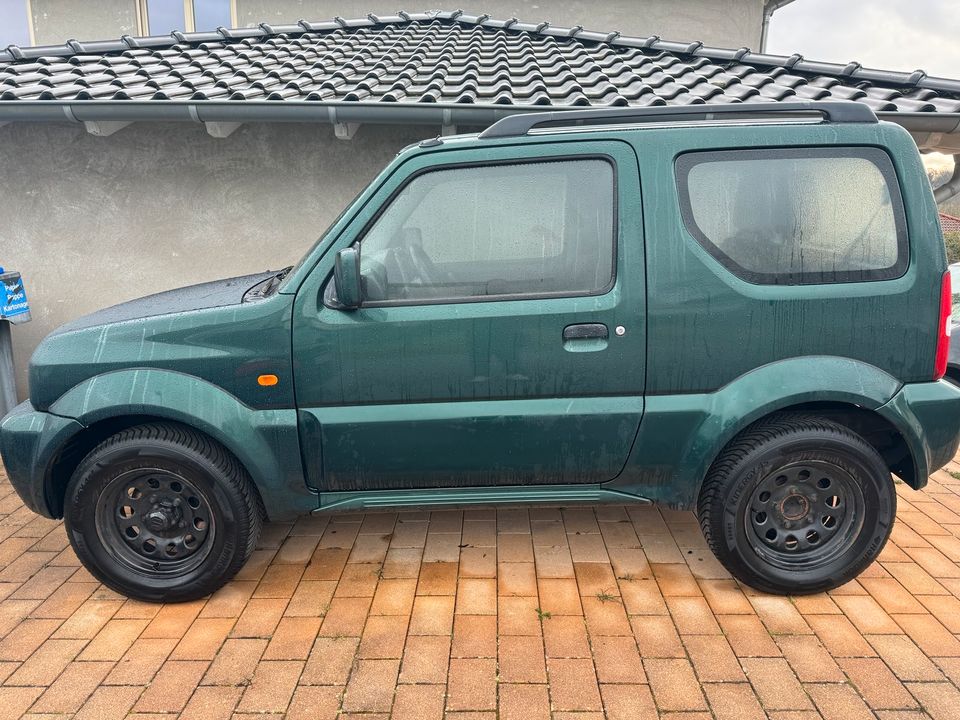 Suzuki Jimny 1.3 4WD, guter Zustand, neue Kupplung & Inspektion in Saarbrücken