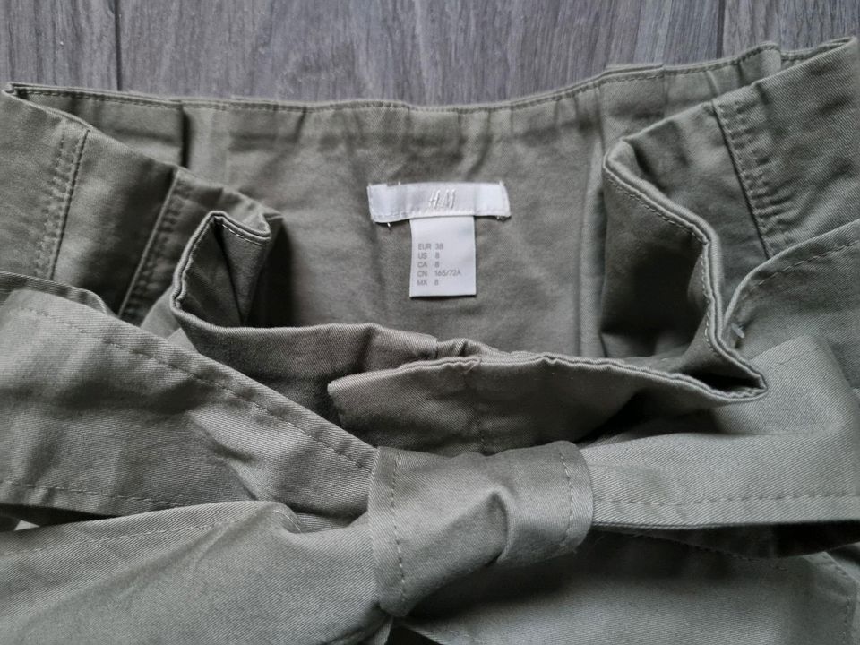 TOP Paperbag Hose, H&M, Gr. 38, weites Bein, oliv grün, wide leg in  Wandsbek - Hamburg Bramfeld | eBay Kleinanzeigen ist jetzt Kleinanzeigen