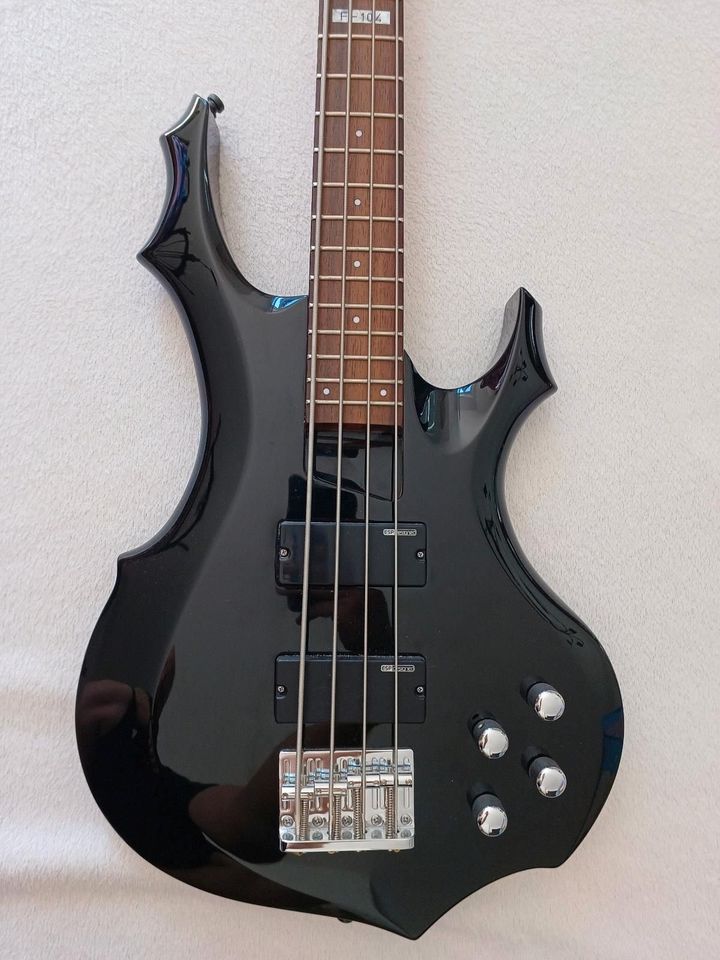 Bass LTD ESP F-104 4 Saiter Bass Bassgitarre in Berlin