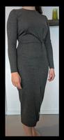 Eng anliegendes Kleid von Edited Bayern - Bad Endorf Vorschau