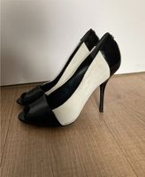 Gucci Pumps peeptoes Creme schwarz Lack 38 Berlin - Charlottenburg Vorschau