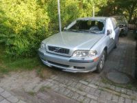 SCHLACHTFEST VOLVO V40 1.8 L, Bj. 2000 Niedersachsen - Verden Vorschau