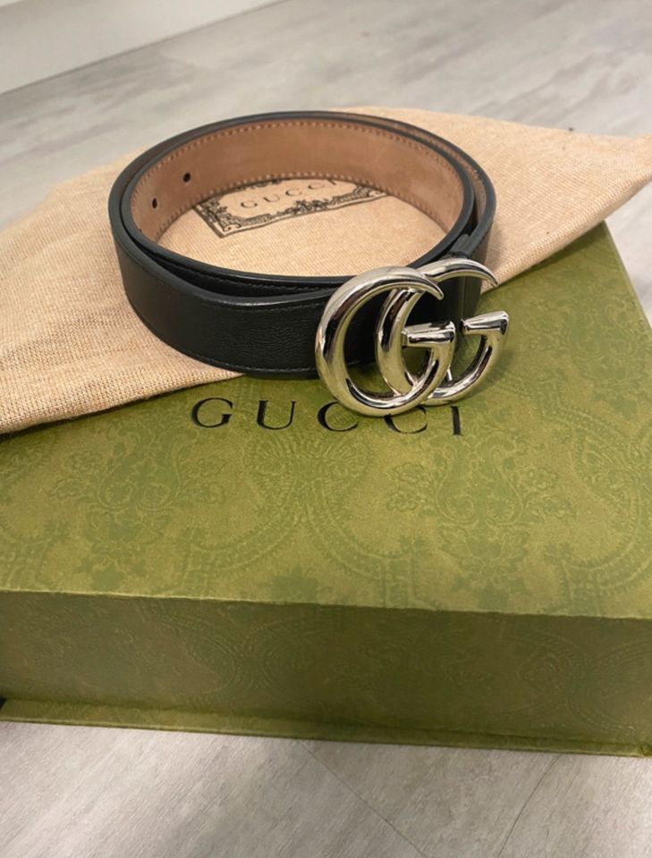 Gucci Gürtel schwarz Silber OVP Gr. M in Augsburg