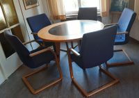 Italienischer Designertisch mit passenden Schwingstühlen Baden-Württemberg - Tübingen Vorschau