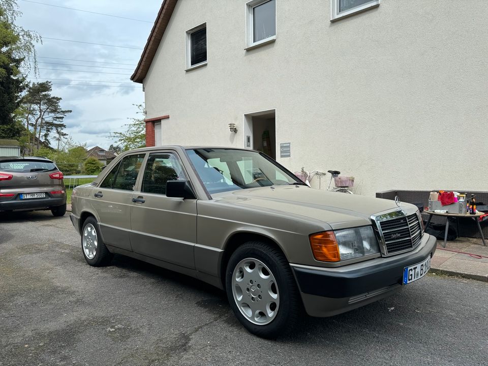 Mercedes Benz W201 190e 2.3L in Steinhagen