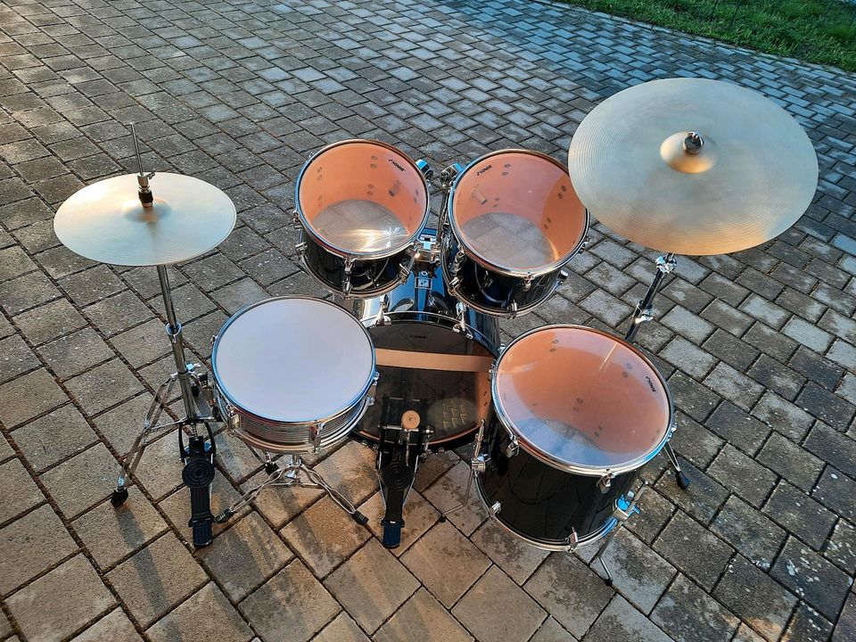 Schlagzeug Sonor 503 Force 22" schwarz mit Top Becken Drumset in Haigerloch