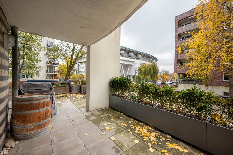 ⭐️ Neubau-Flair am Wasser - Moderne 3 Zi Whg mit großer Terrasse & TG-Stellplatz in Berlin