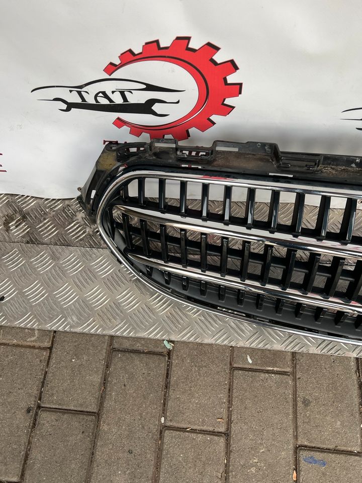 Mercedes E-Klasse W213 Kühlergrill Grill A2138883900 in Herne