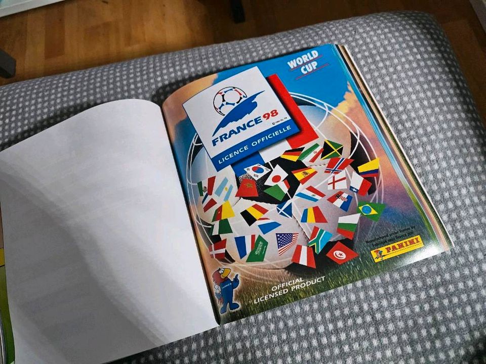 Panini World Cup Collections 1970 - 2010 in Ravensburg