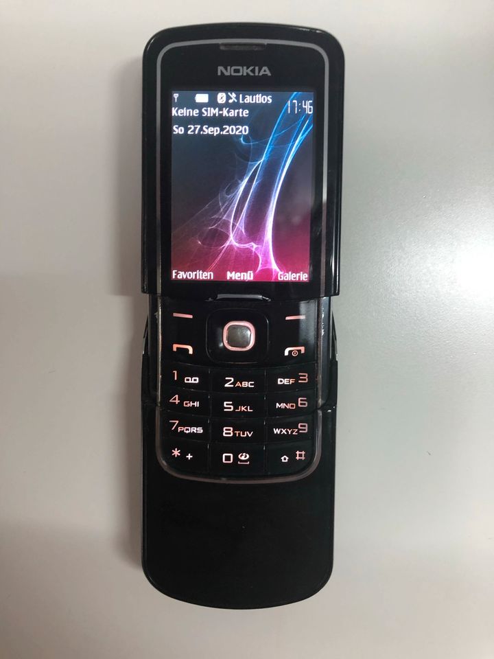 Nokia 8600 Luna in Böblingen