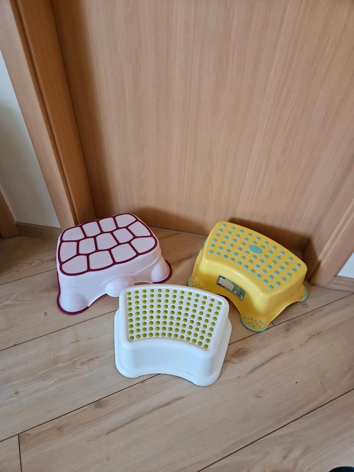 Hocker Tritt Babytritt Kleinkindtritt Kinderhocker in Panketal