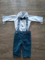 Baby Outfit 4-teilig (Hemdbody, Hose, Hosenträger und Fliege) Bayern - Burglengenfeld Vorschau