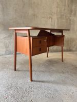 Teak Schreibtisch von Gunnar Nielsen für Tibergaard 60er Jahre Hannover - Döhren-Wülfel Vorschau