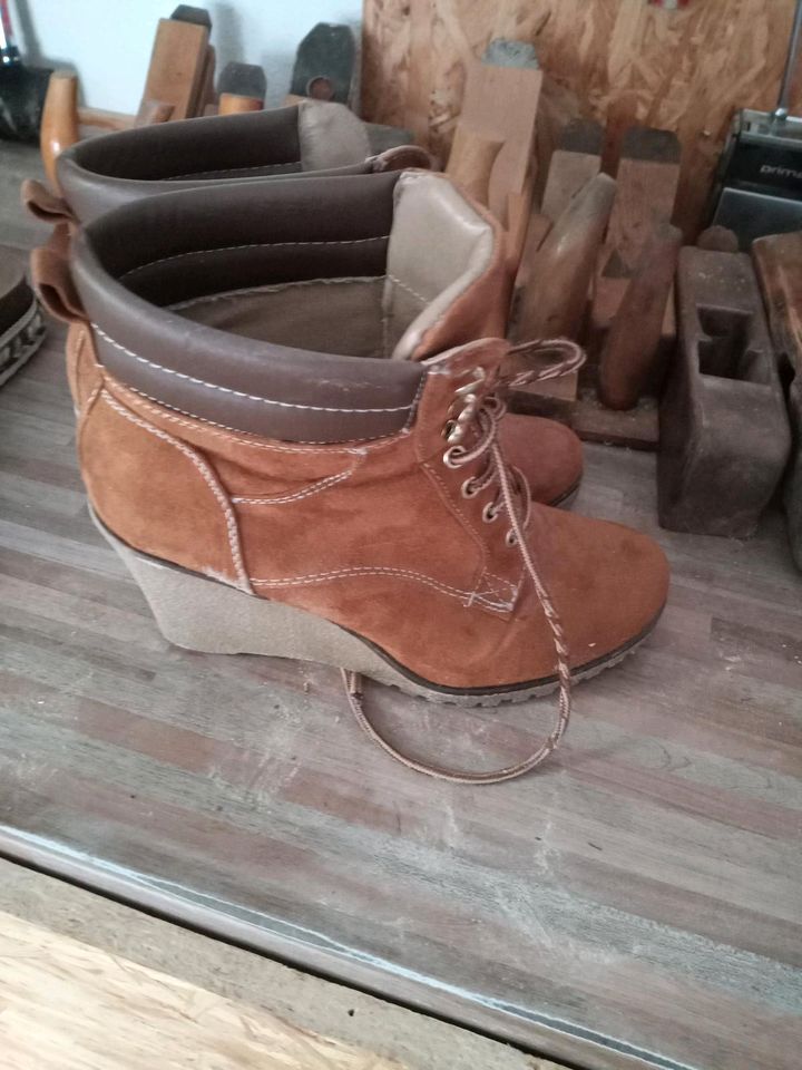 Zu verschenken Damen Schuhe 38 in Abensberg